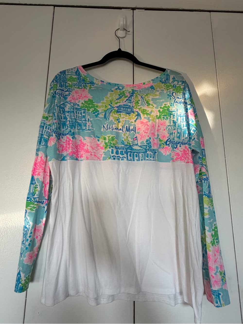 Lilly Pulitzer White Long-Sleeve Top with Pastel Scenic Print